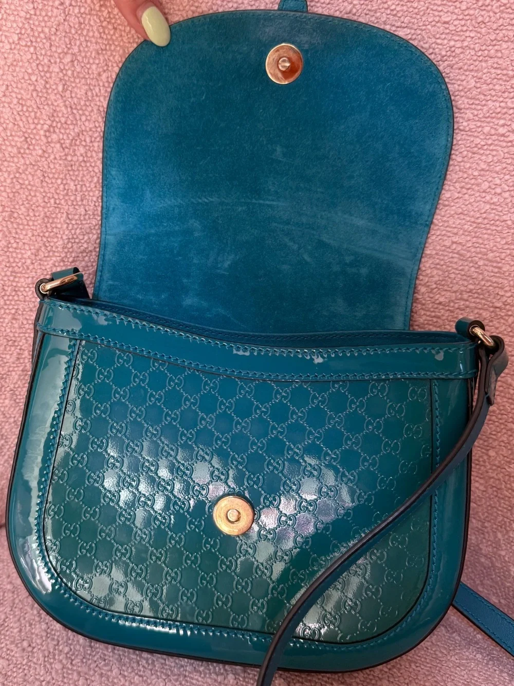 Gucci Microguccissima Crossbody Bag Micro - Picture 11 of 15